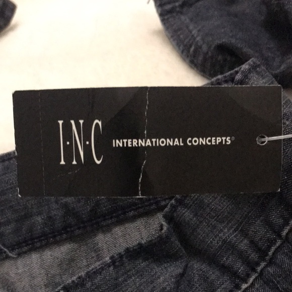 I.N.C.🆕NWT* WOMENS RELAX FIT DARK WASH JEANS - Picture 8 of 9